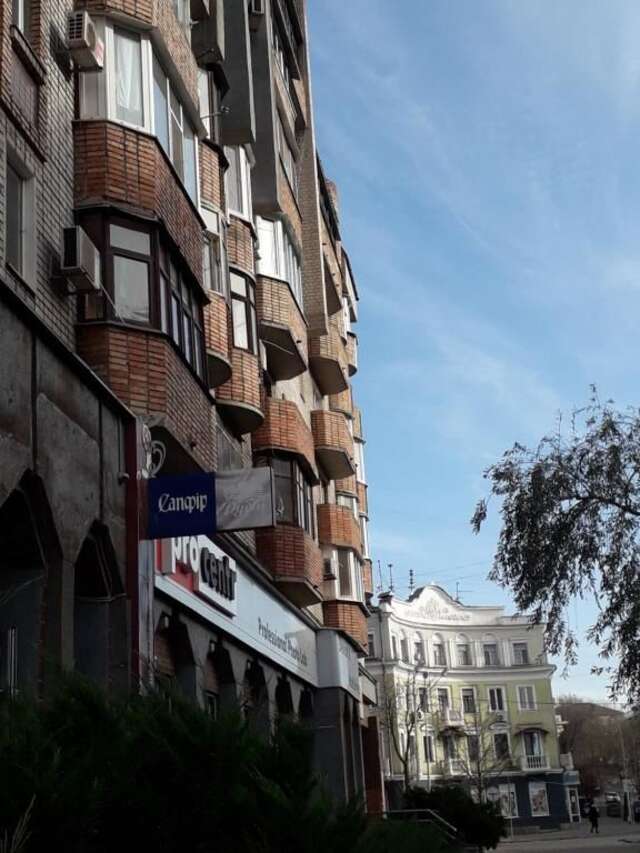 Апартаменты Apartment on Karla Marksa Avenue Кривой Рог-51